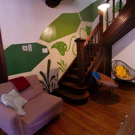 Yh Hostel Монтевидео Экстерьер фото